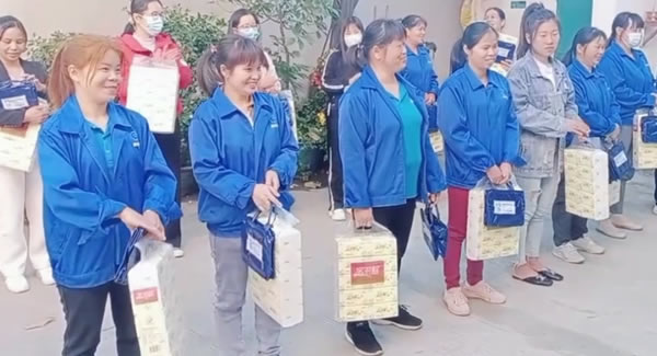 感恩女神節(jié)，所遇即美好|廣有五金&東莞合頁